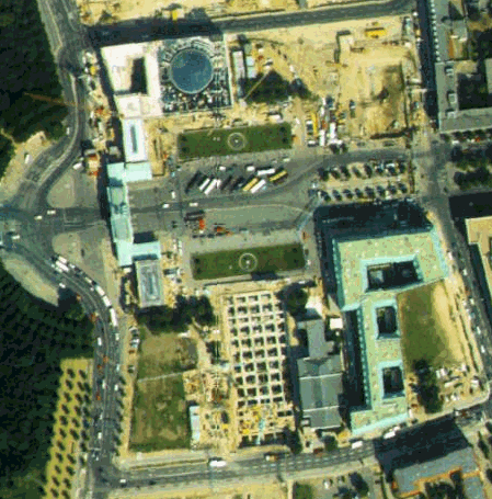 Luftbild Brandenbuger Tor und Pariser Platz